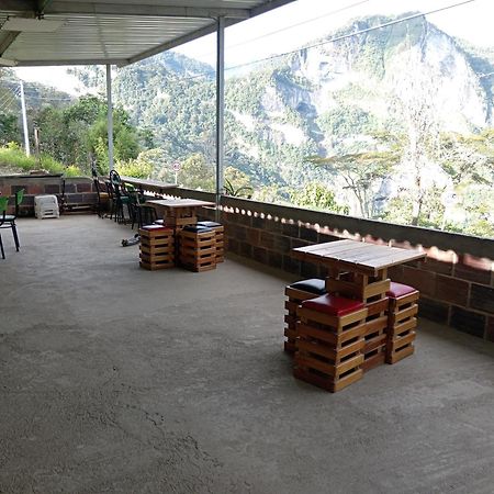 Gasthaus Mirador Ventanas De Tisquizoque Florian  Exterior foto